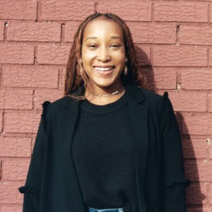 Meet your Posher, Lauren n